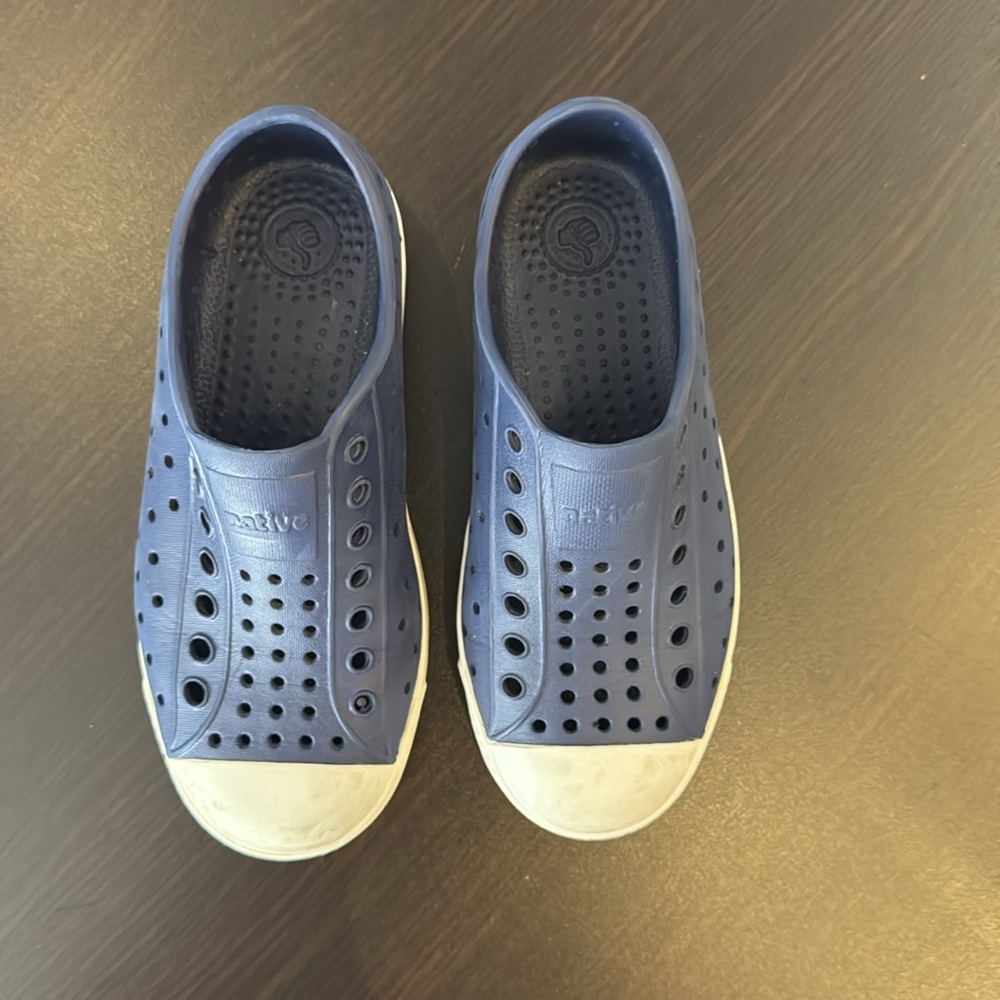 Native Kids Navy Water Shoes Size C13 - Picture 2 of 11